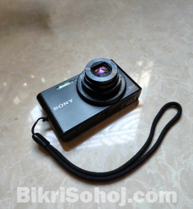 Sony Cyber-Shot DSC w830 20.1 megapixel 8x optical zoom